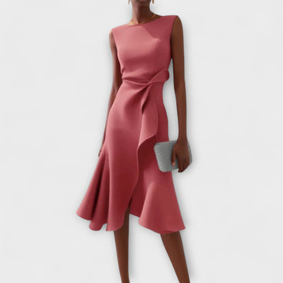 Asymmetrisches, drapiertes Midikleid