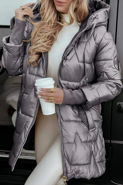 Eleganter Wintermantel mit Kapuze und Füllung