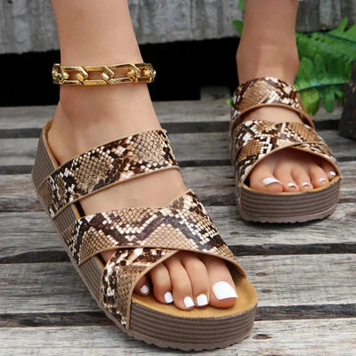 Bequeme orthopädische Sandalen