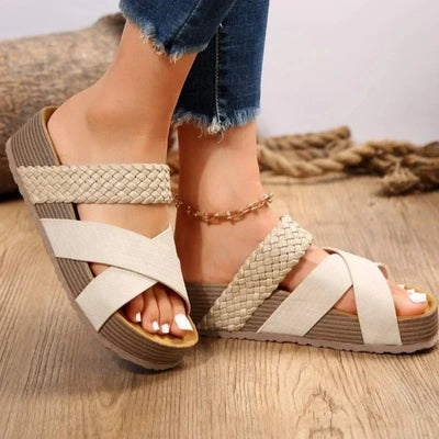 Bequeme orthopädische Sandalen